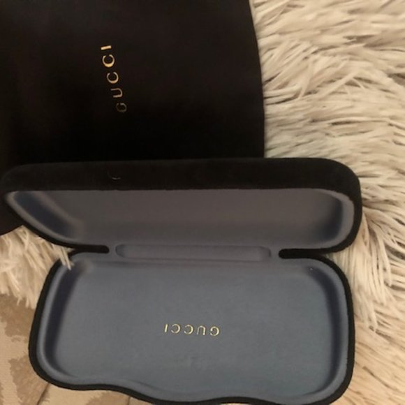 Gucci Brown Tortoise Sunglasses with Stars on Arms - Picture 7 of 9